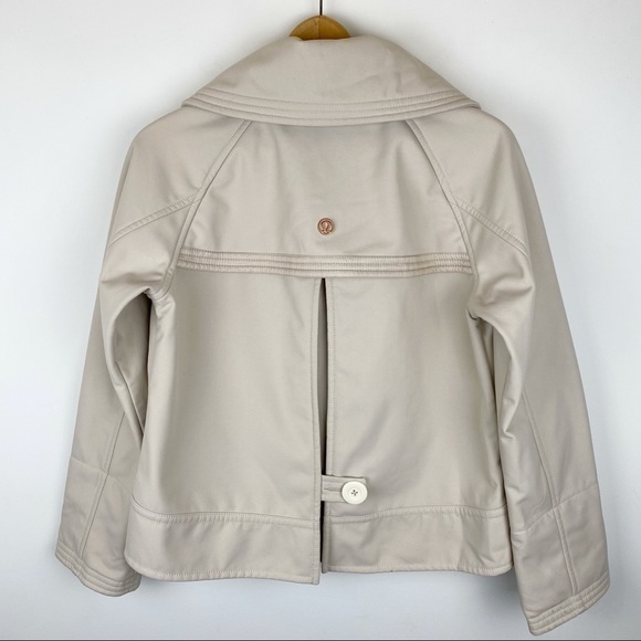 π Host Pick π Lululemon Coco Softshell Cashew Size 8 - Picture 9 of 10